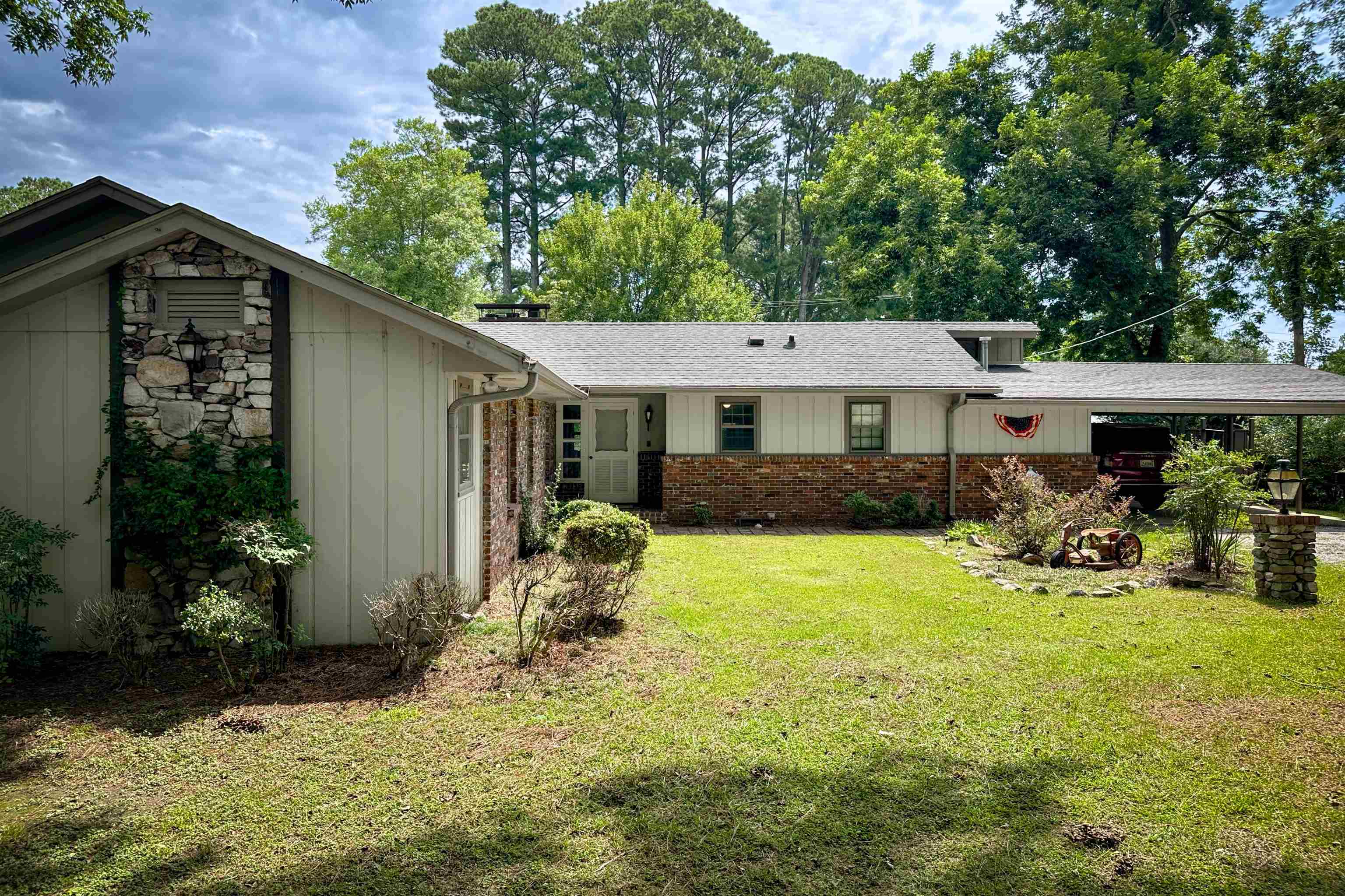 722 Denson Ave
