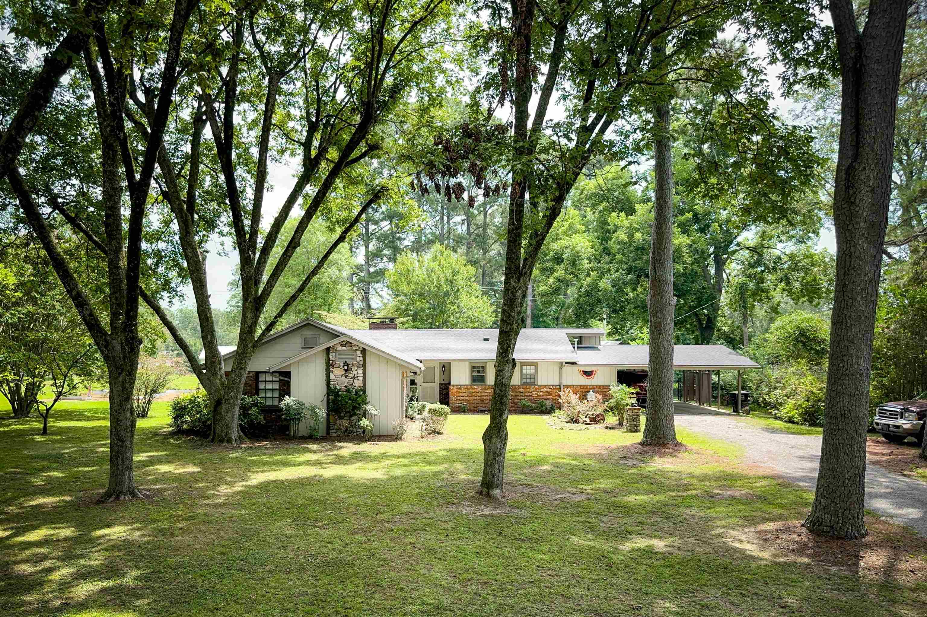 722 Denson Ave