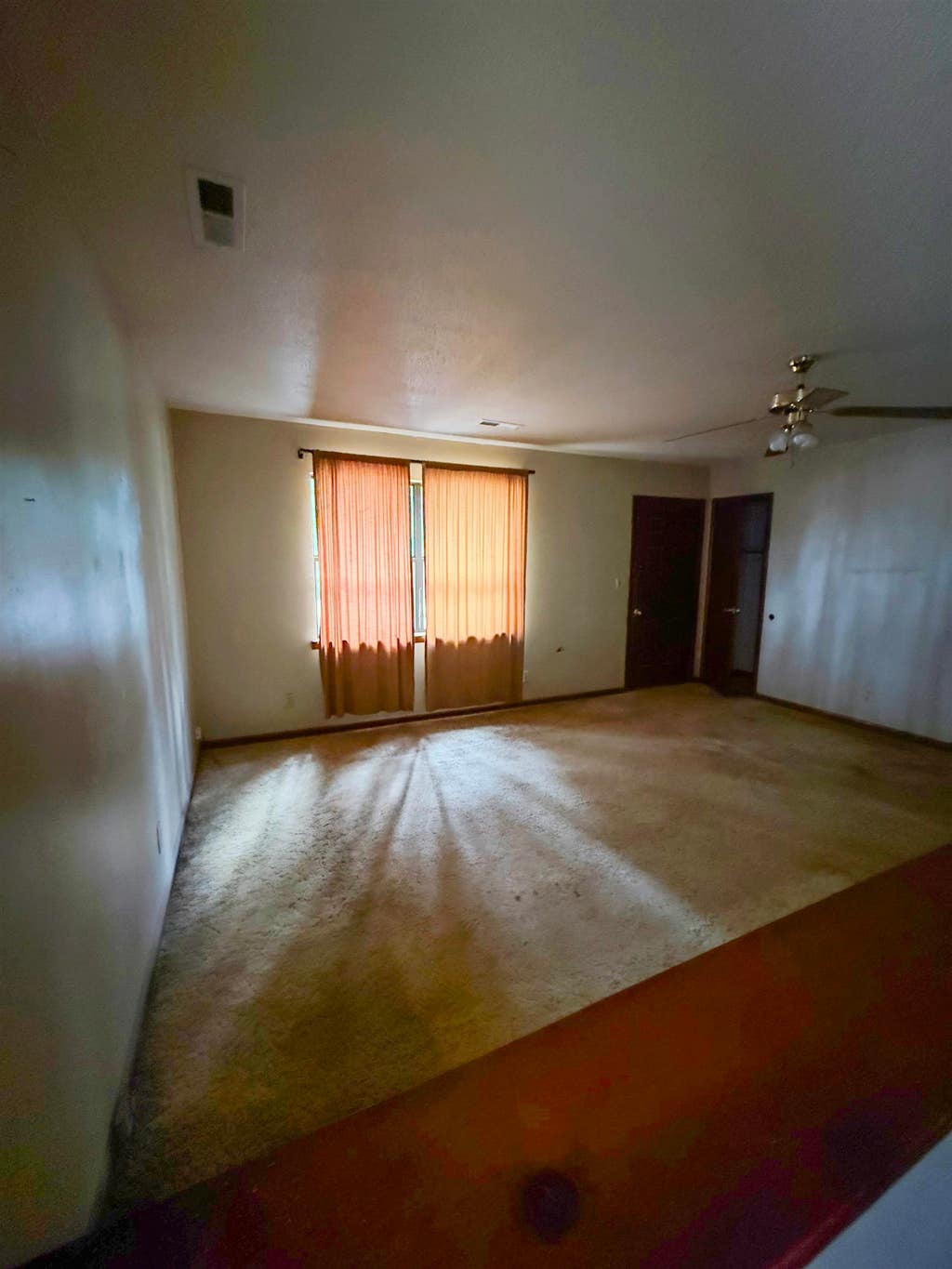 Photo of 505 Frankfort Ave, Sheffield, AL 35660 (MLS # 529752)