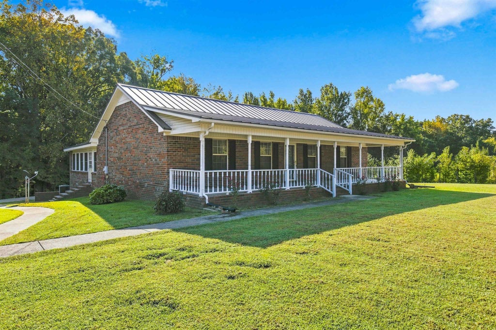 Photo of 543 Co Rd 538, Rogersville, AL 35652 (MLS # 531295)