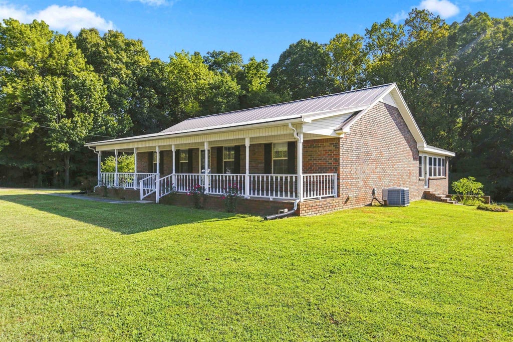 Photo of 543 Co Rd 538, Rogersville, AL 35652 (MLS # 531295)