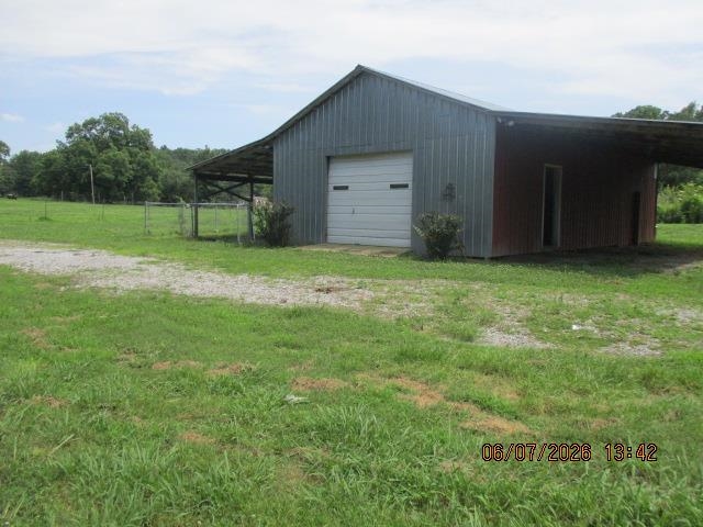 1051 Co Rd 1092