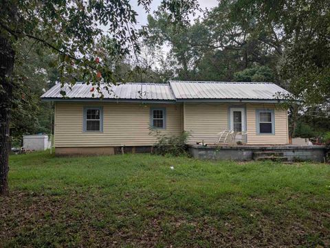 245 Co Rd 620 Hanceville AL