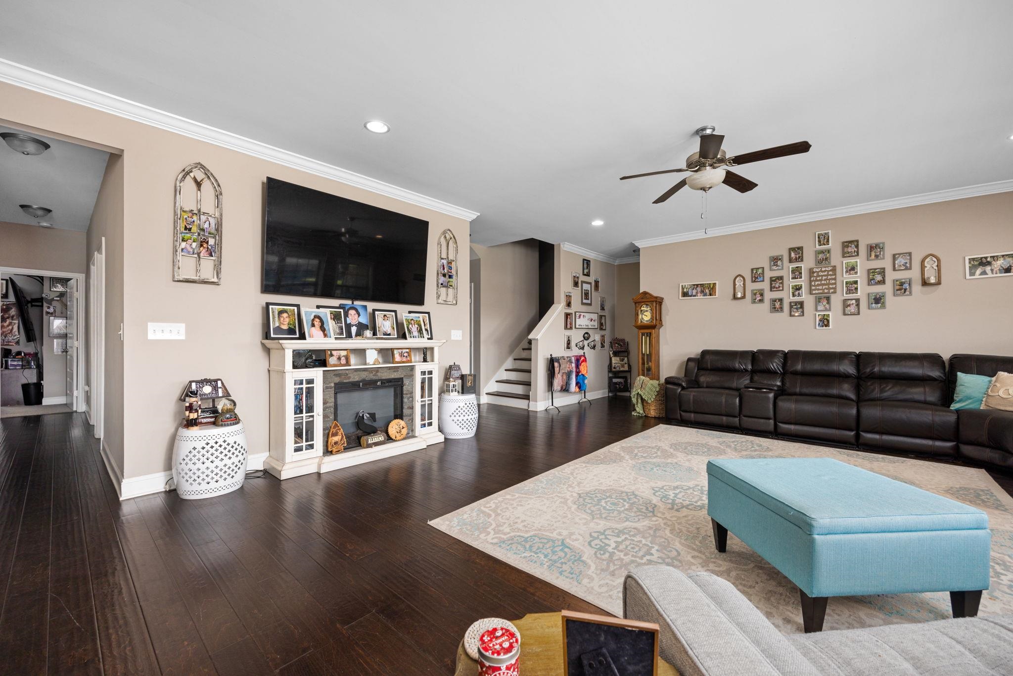 551 Braun St SW