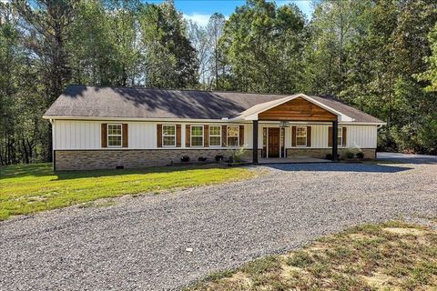 641 Co Rd 1216 Vinemont AL