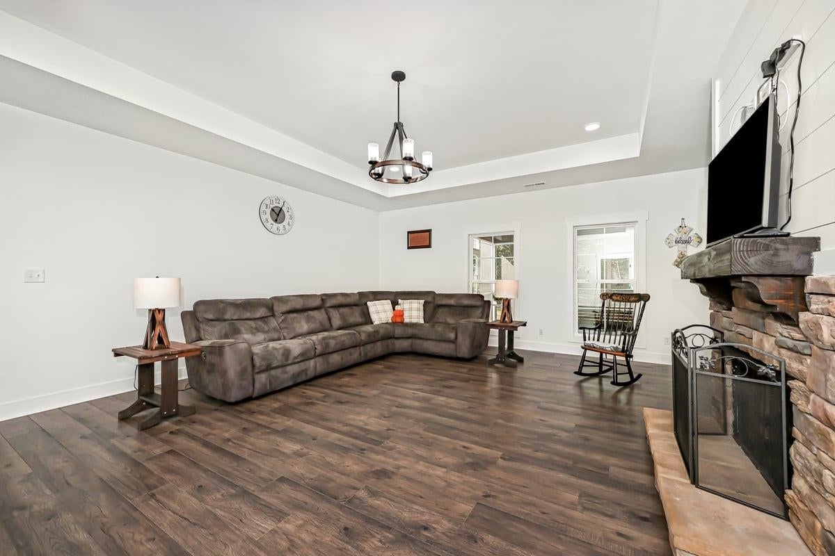 83 Co Rd 948
