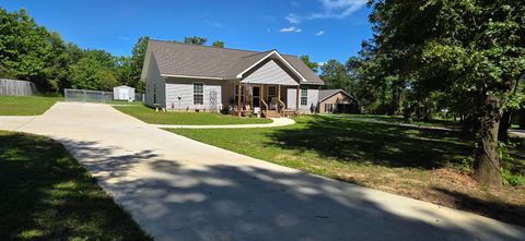 708 Co Rd 1447 Vinemont AL 