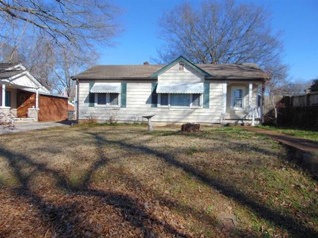 Photo 1 of 4 — 212 N O'Neal St, Florence, AL 35630