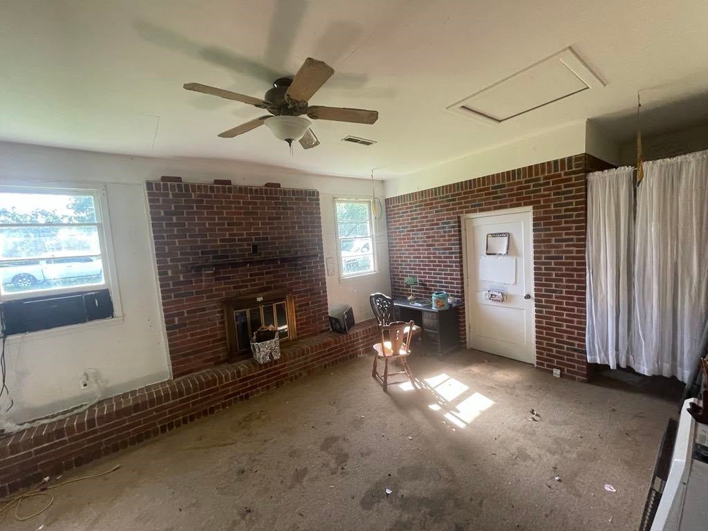 364 McClung St - Photo 3