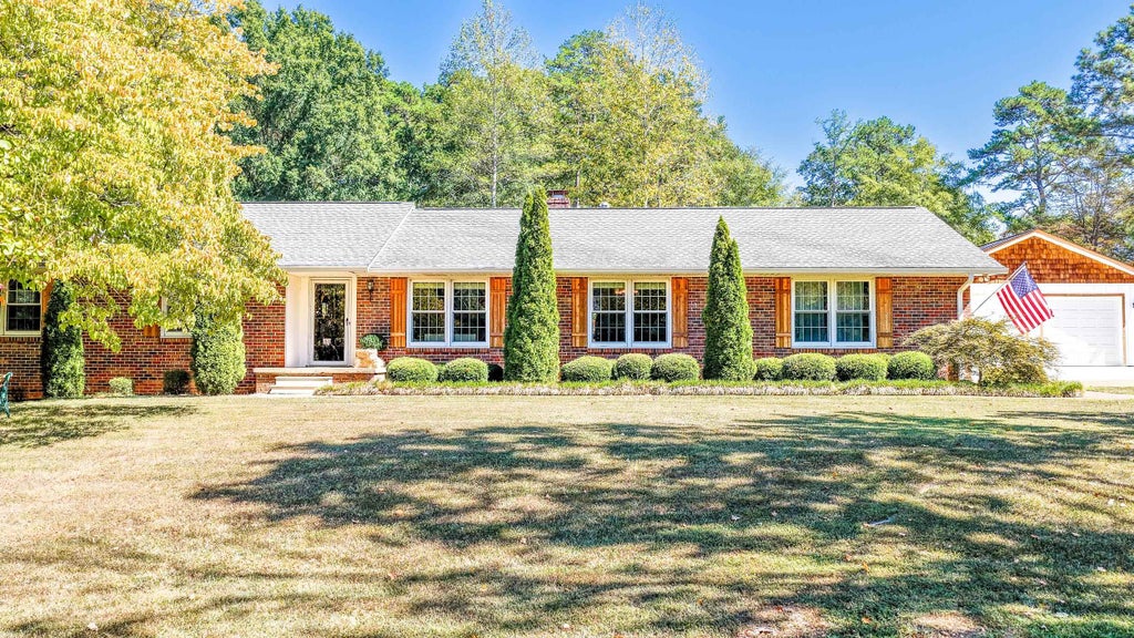 Photo of 710 Co Rd 25, Killen, AL 35645 (MLS # 531535)
