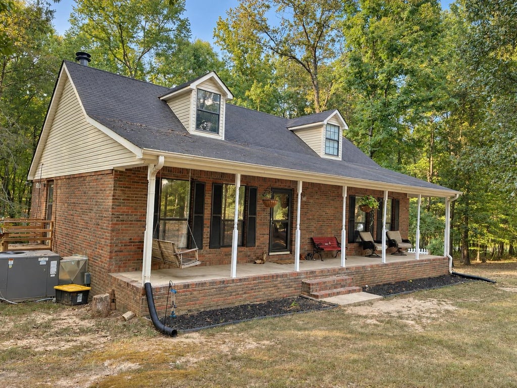 Photo of 6365 Frankfort Rd, Tuscumbia, AL 35674 (MLS # 531383)