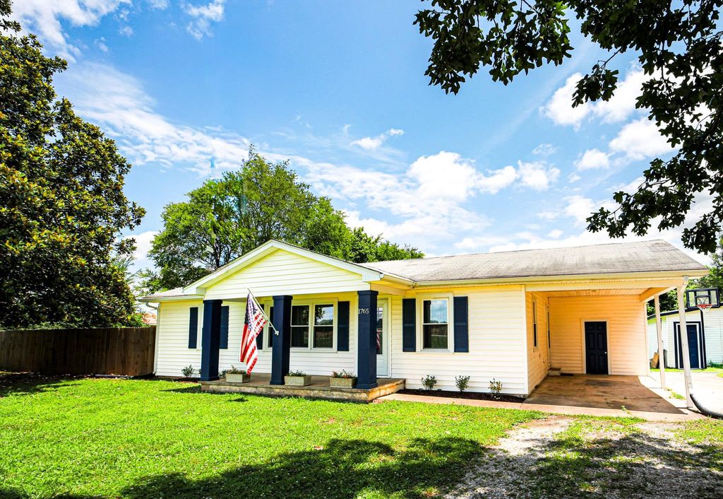 Photo of 1765 Co Rd 38, Florence, AL 35634 (MLS # 529588)