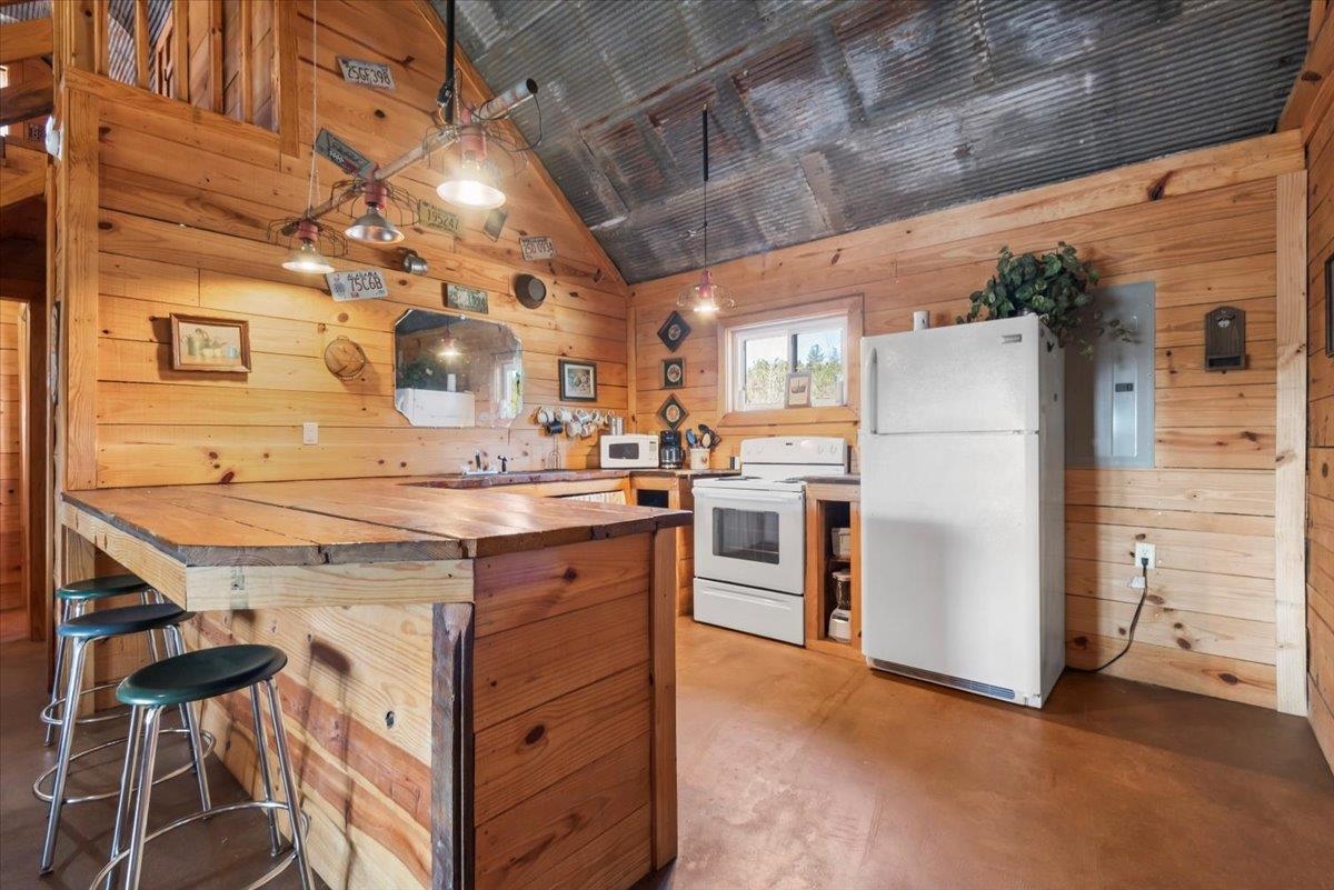 2601 Ridge Rd