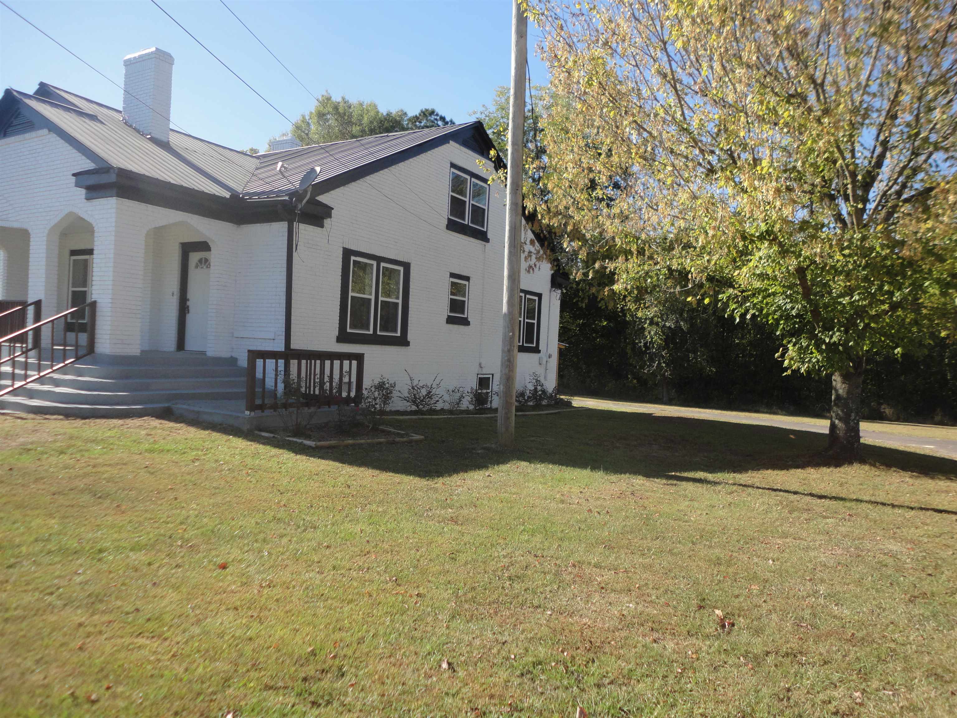 410 Blountsville St