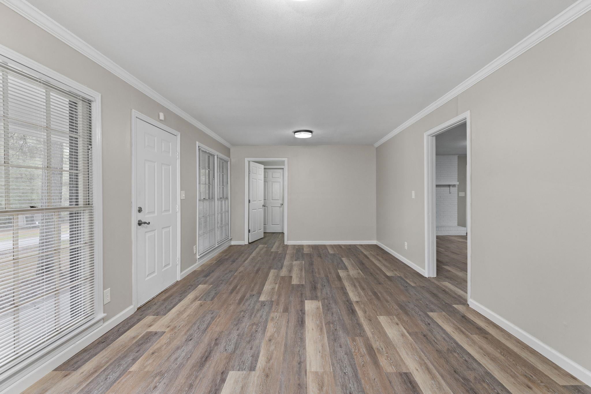 909 Burgess St NW - Photo 4