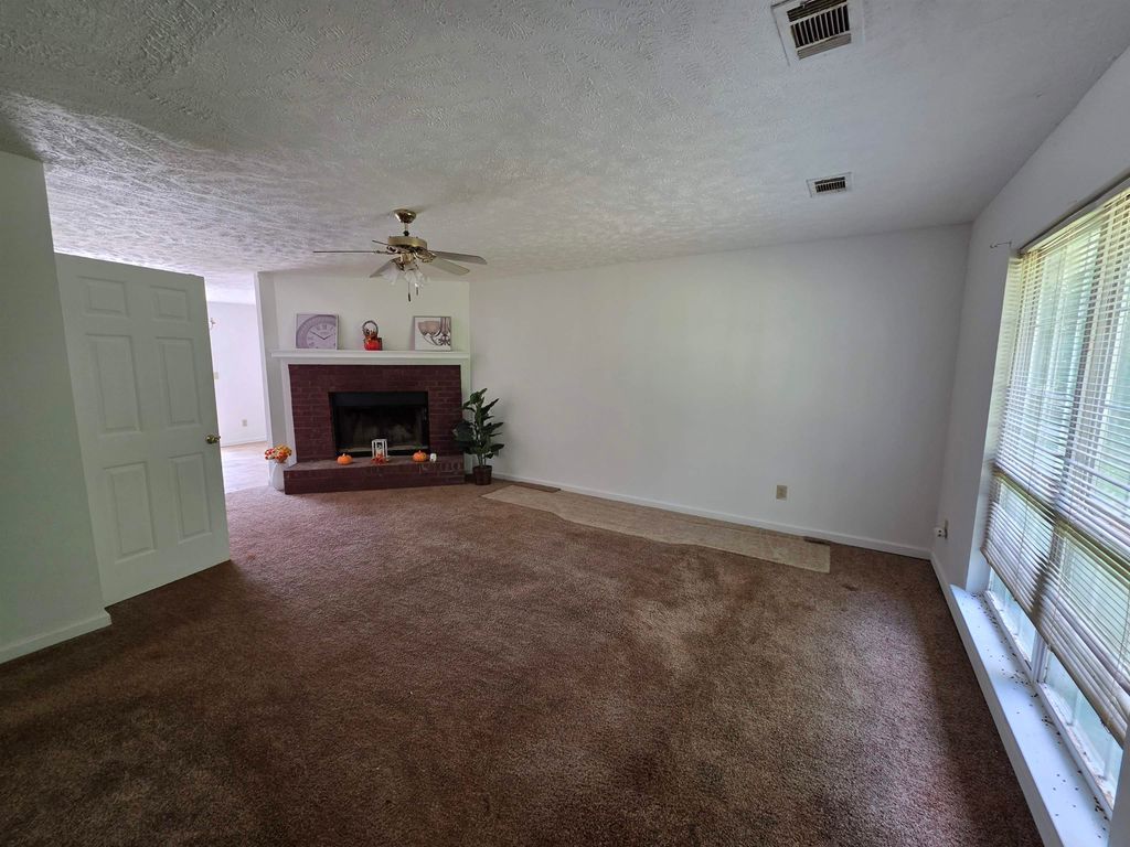 Photo of 73 Co Rd 869, Valley Grande, AL 36701 (MLS # 530118)