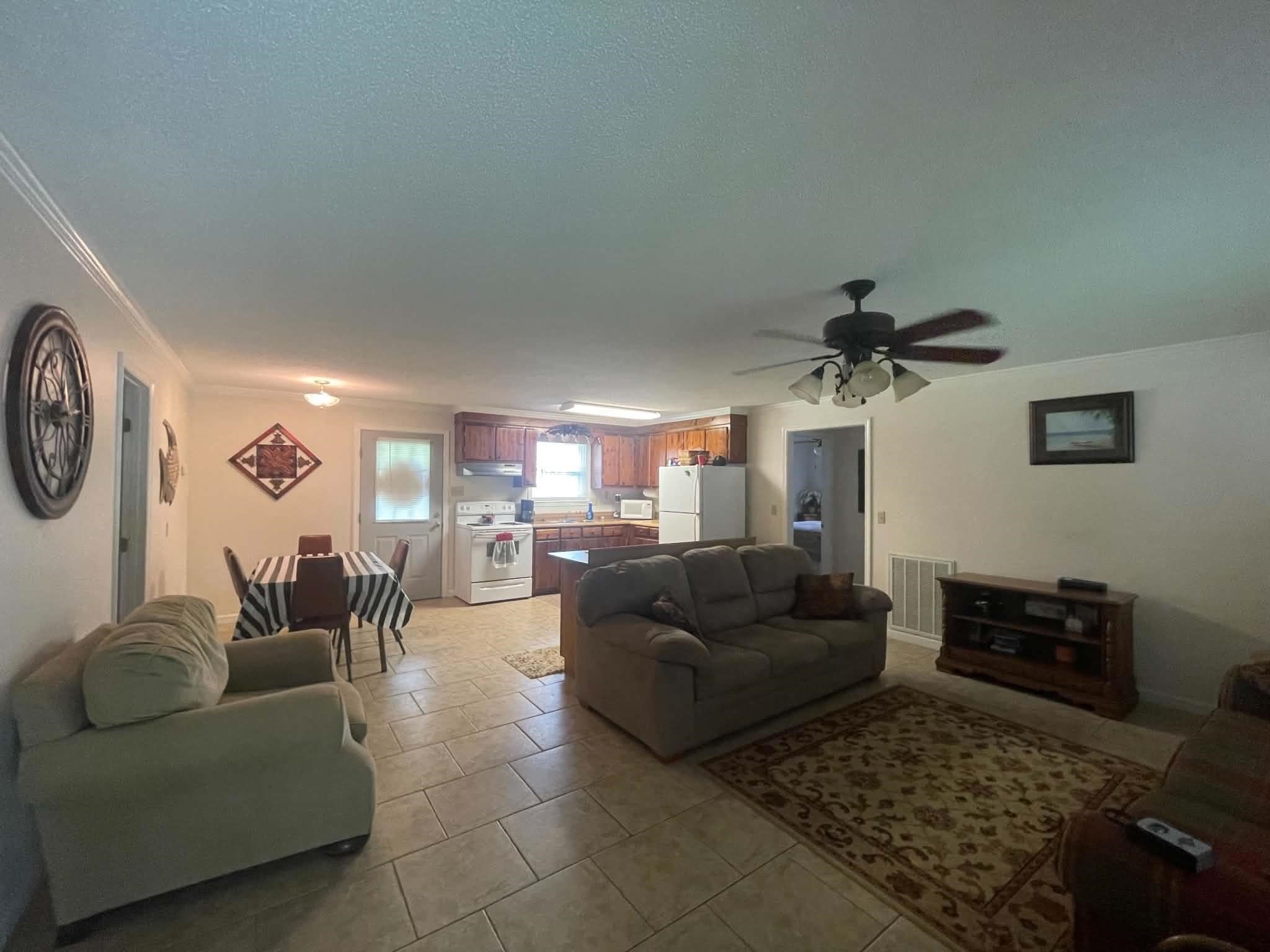 114 Kelsey Dr - Photo 3