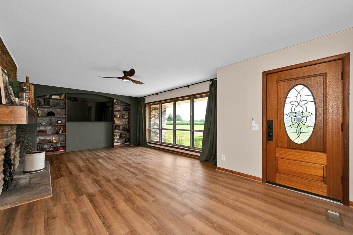 4553 Co Rd 1669