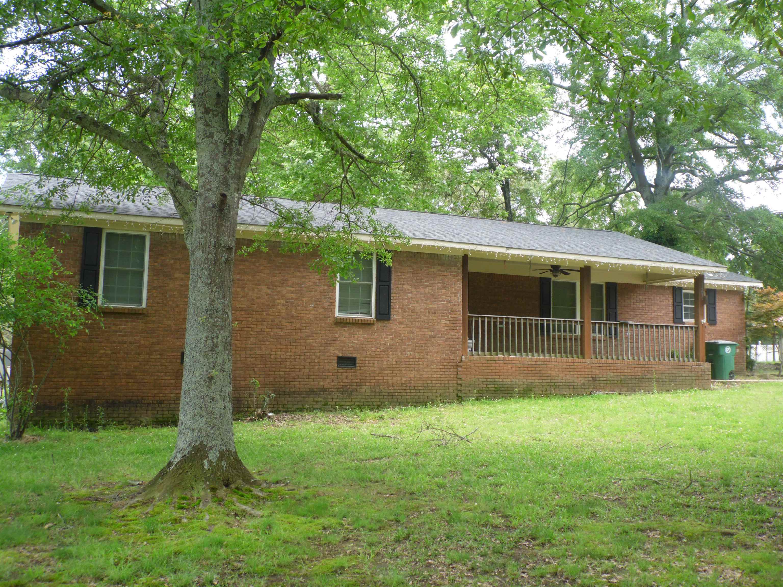 1141 Reid Rd