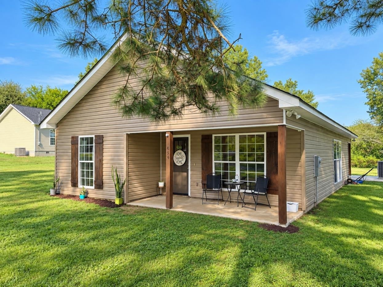 694 Co Rd 1447