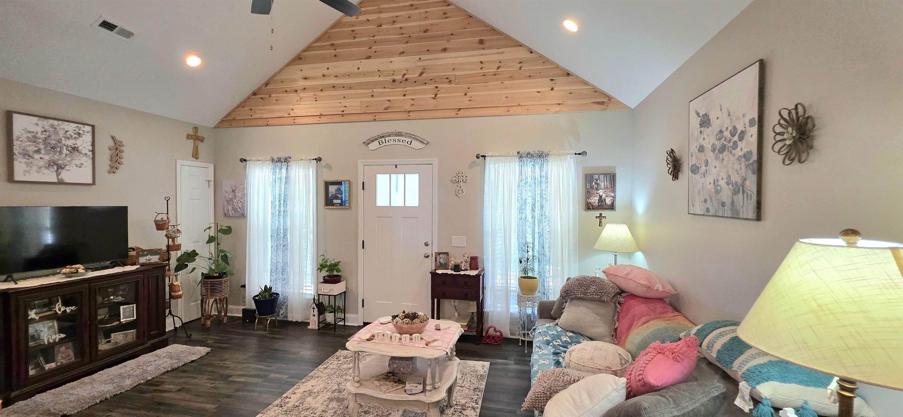 708 Co Rd 1447