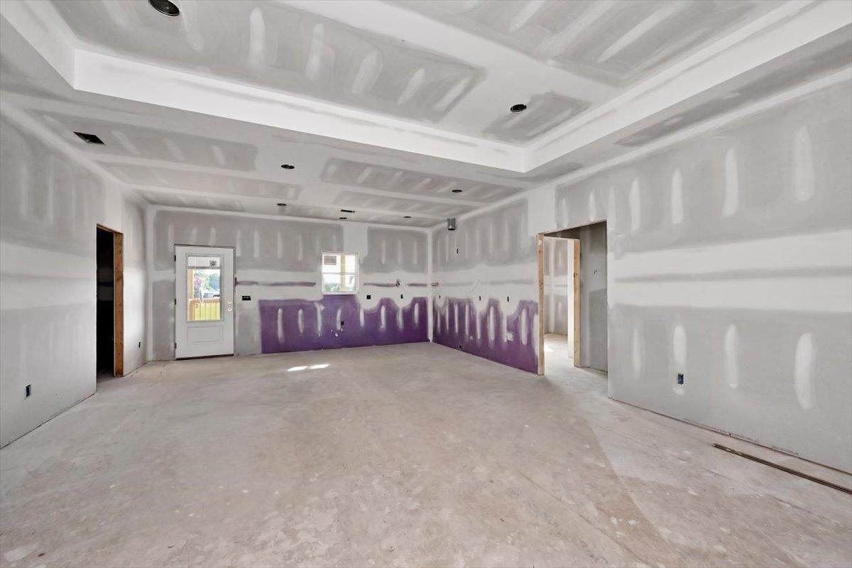 1121 Co Rd 617