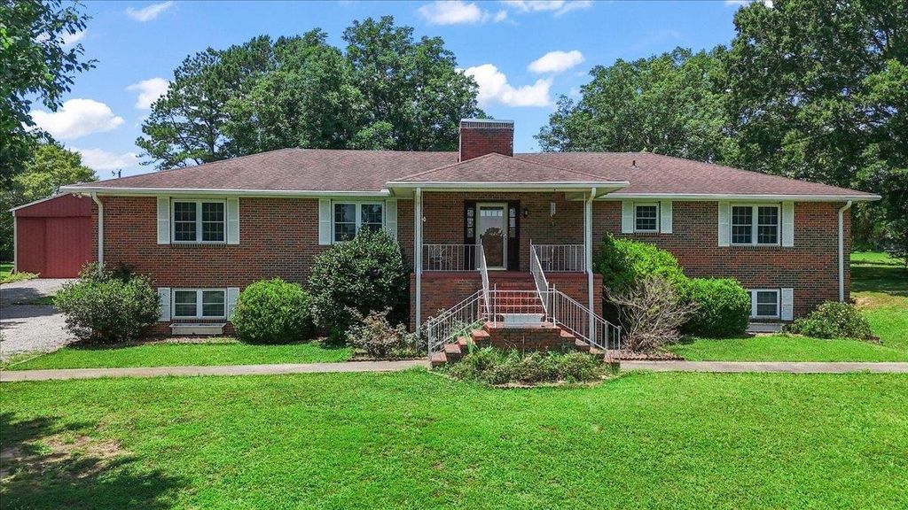 Photo of 630 Doc Clemmons Rd, Cullman, AL 35055 (MLS # 529677)