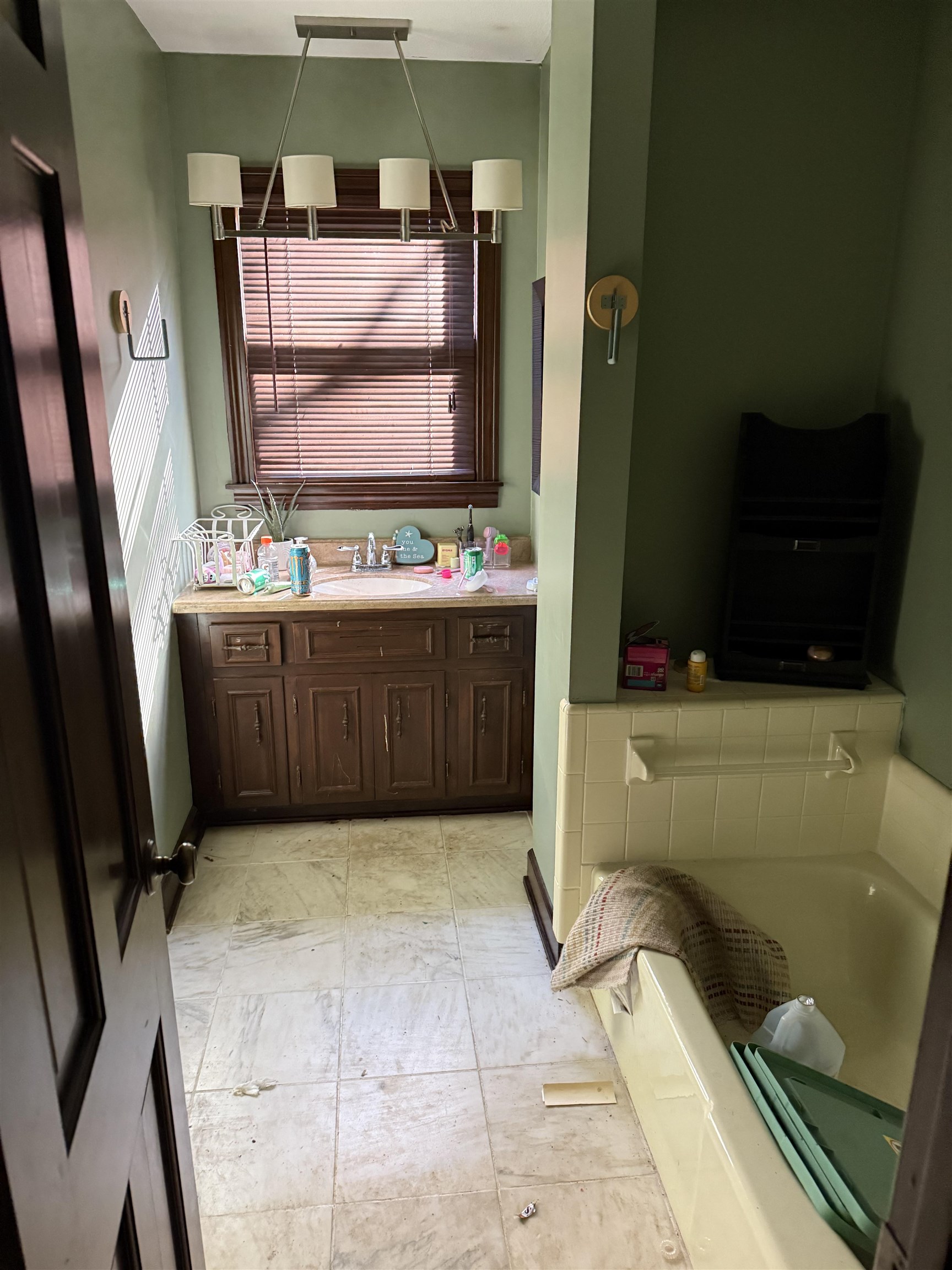 31 Ashley Cir