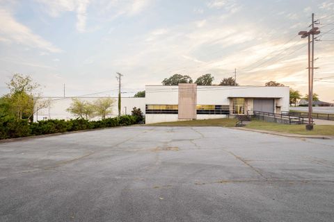 502 S Court St Florence AL 
