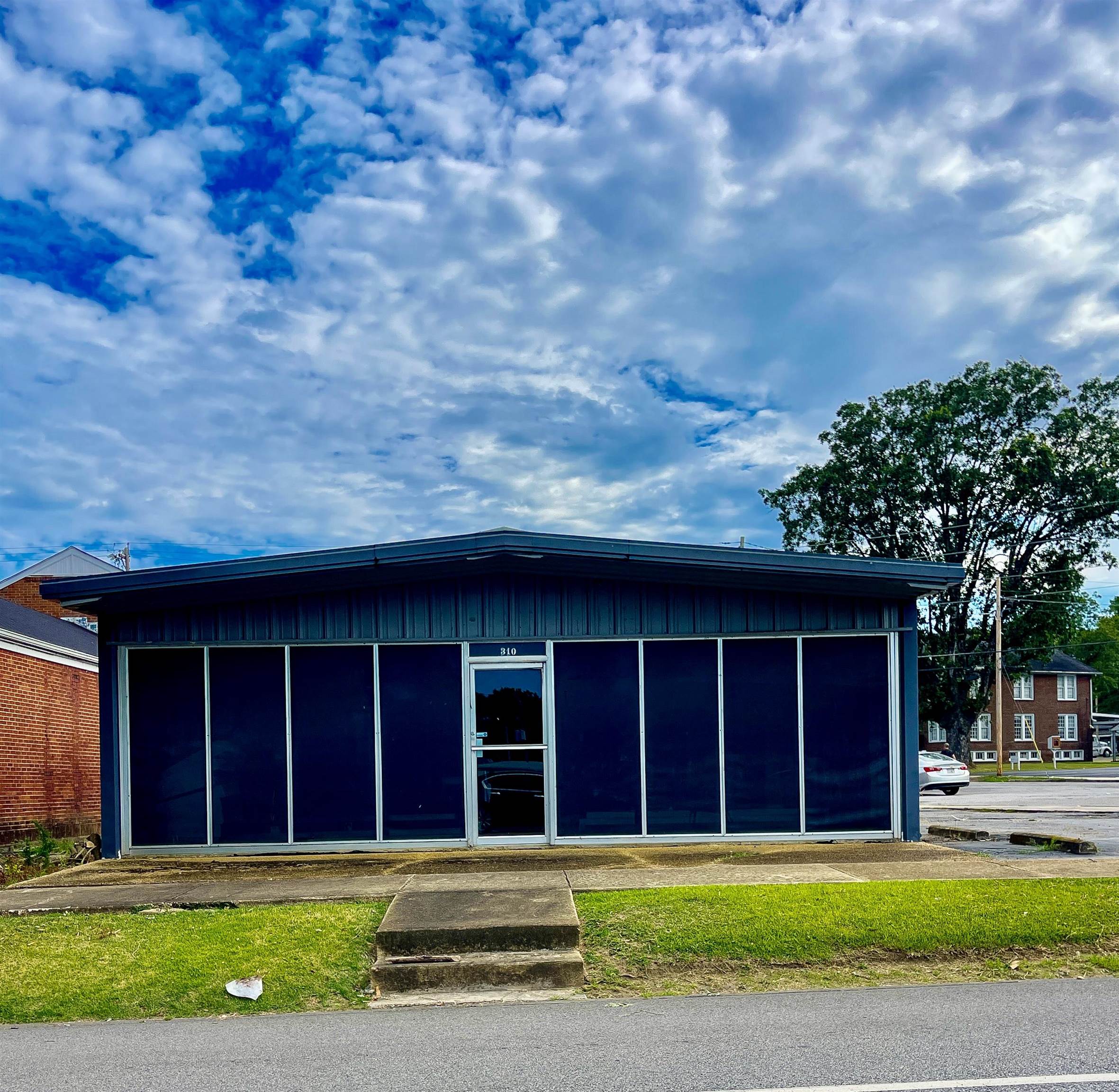 Photo 1 of 1 — 310 4th Ave, Red Bay, AL 35582