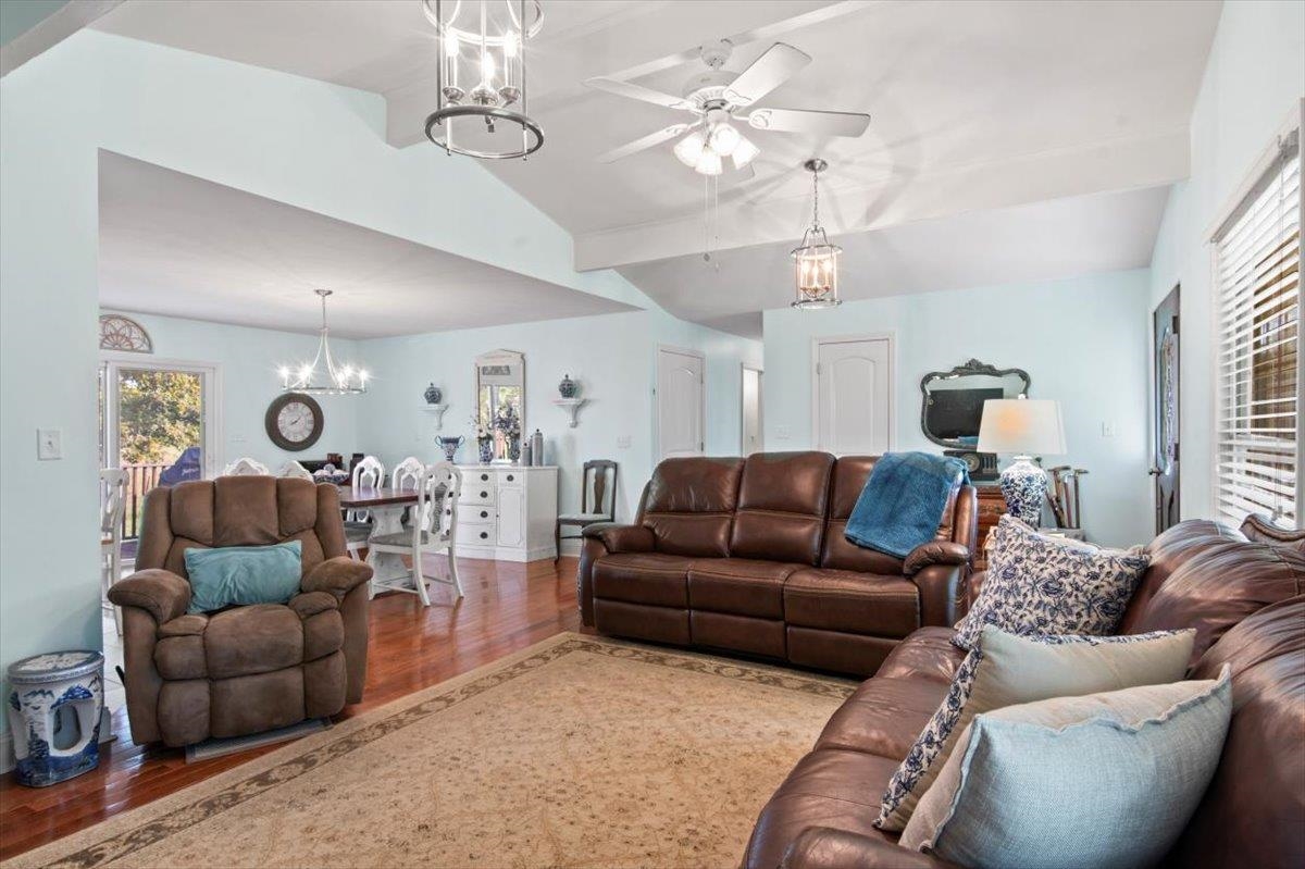 160 Co Rd 1308