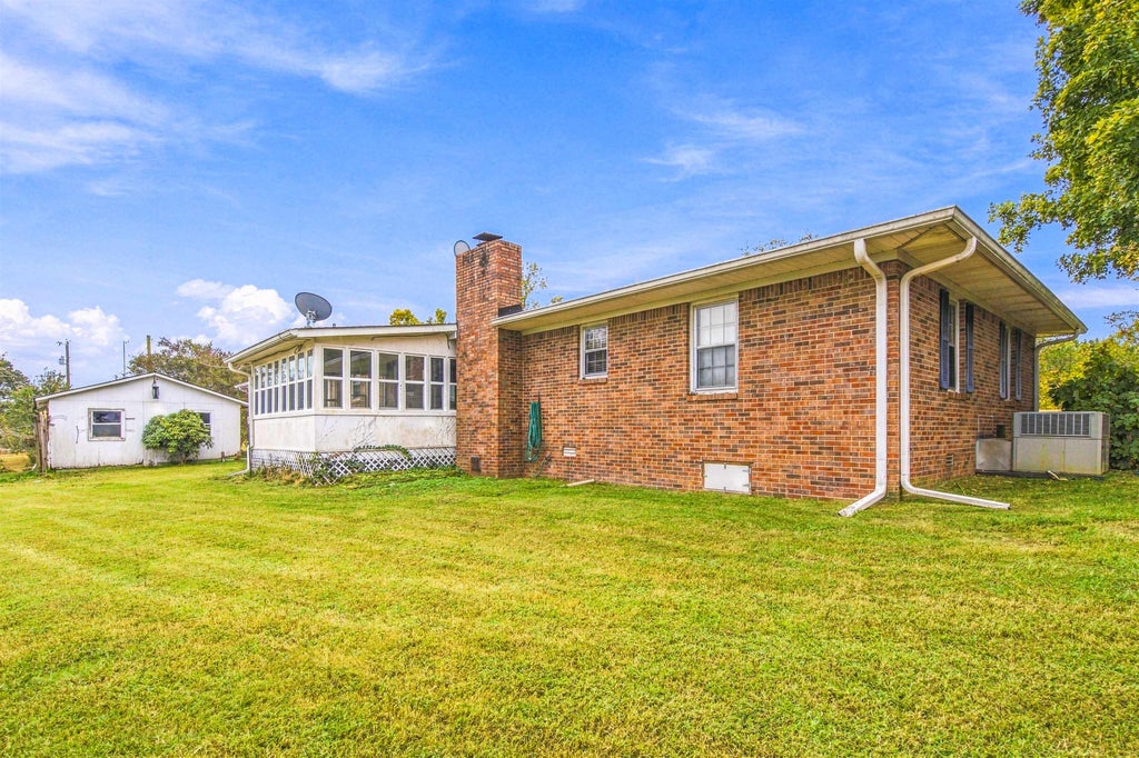 Photo of 22724 Cairo Hollow Rd, Athens, AL 35614 (MLS # 531835)