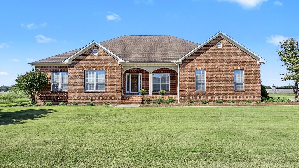 Photo of 512 NE Townsend Dr, Hanceville, AL 35077 (MLS # 531682)