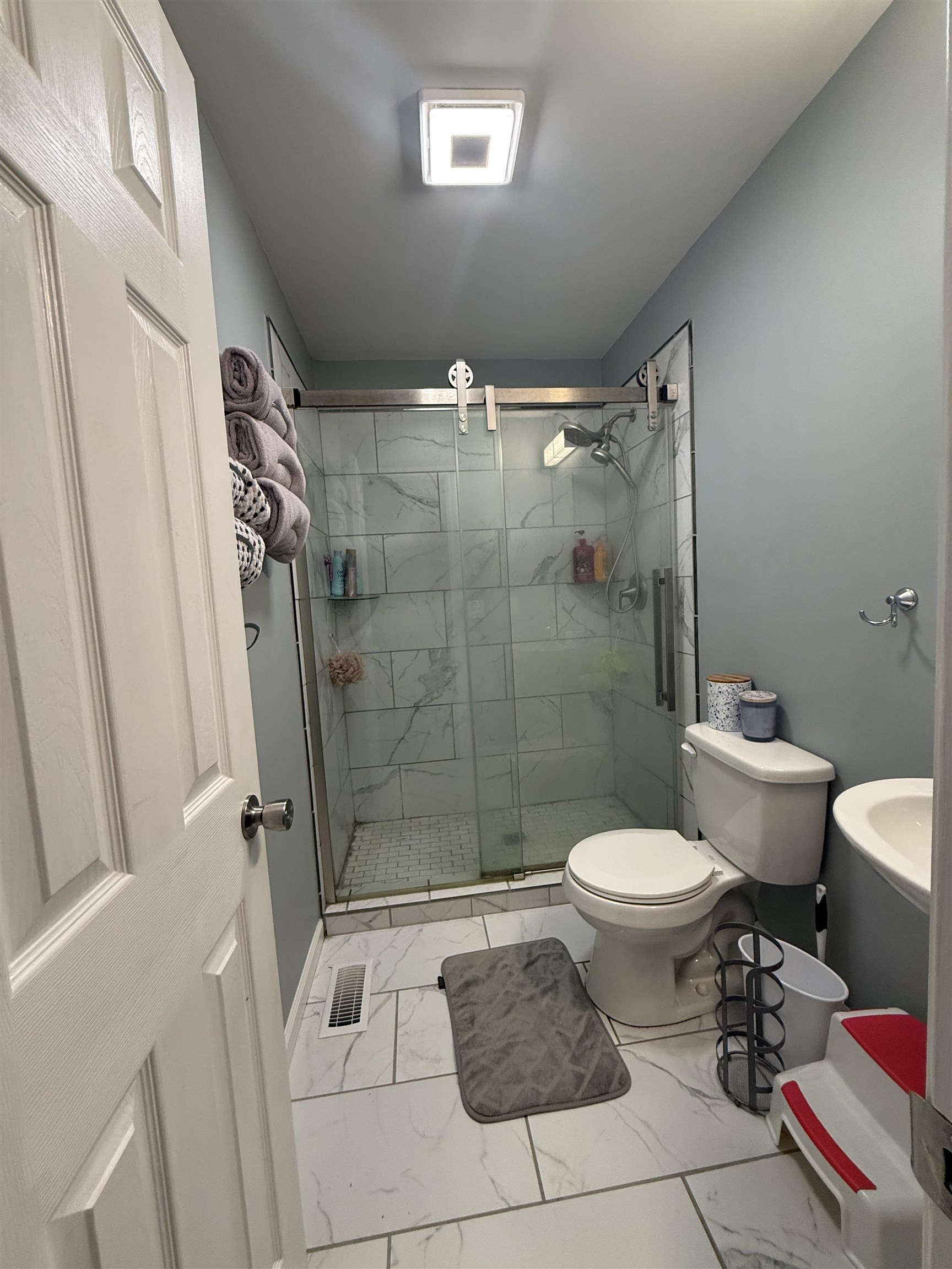 118 Helen Warren Vogel St NE