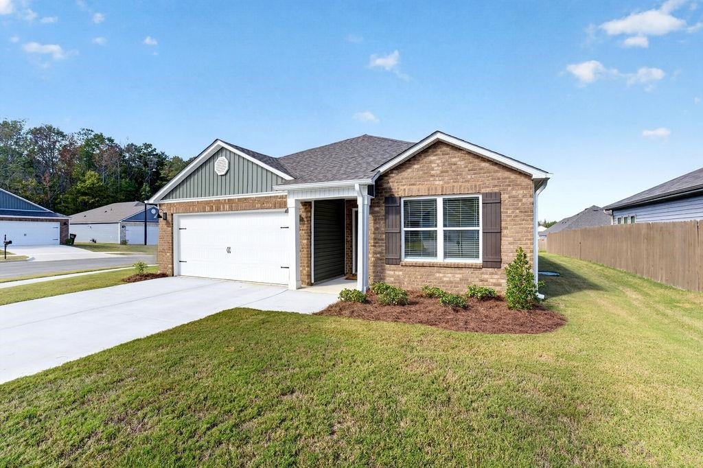 285 Ashland Dr