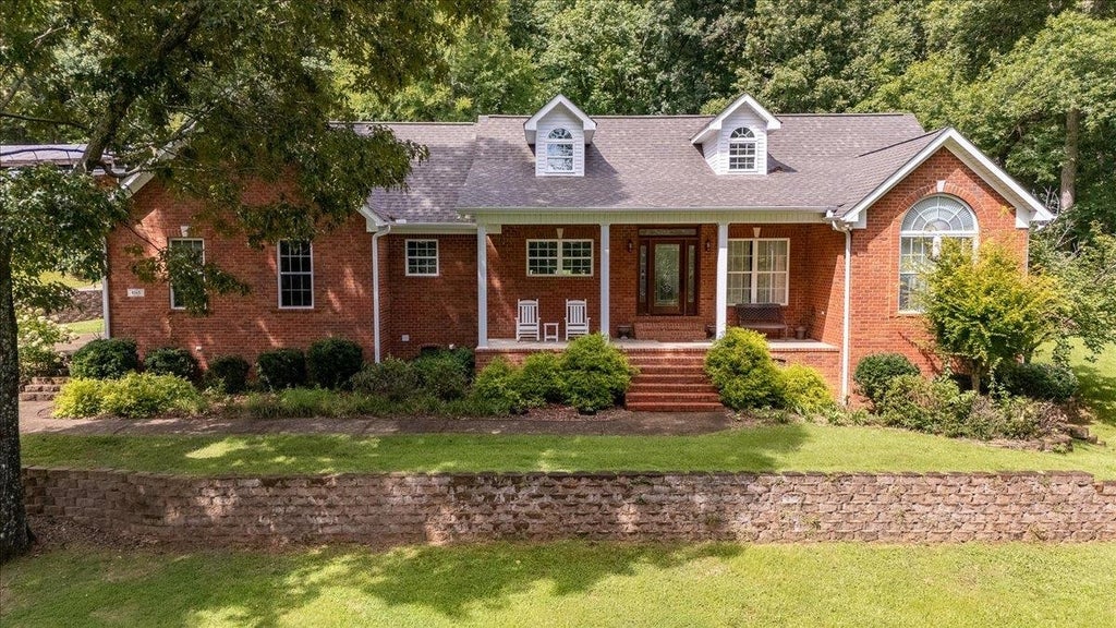 Photo of 4165 Maud Rd, Cherokee, AL 35616 (MLS # 530133)