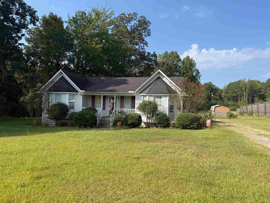 Photo of 21821 US Hwy 31, Vinemont, AL 35179 (MLS # 531404)