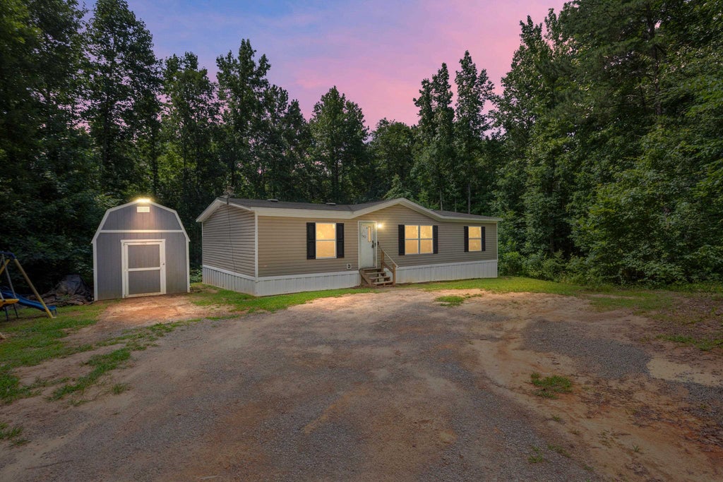 Photo of 87 South Fork Rd, Quinton, AL 35130 (MLS # 529468)