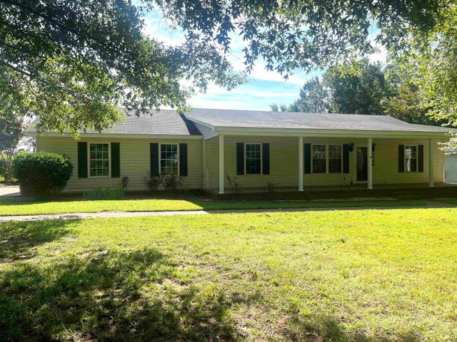 427 Co Rd 413
