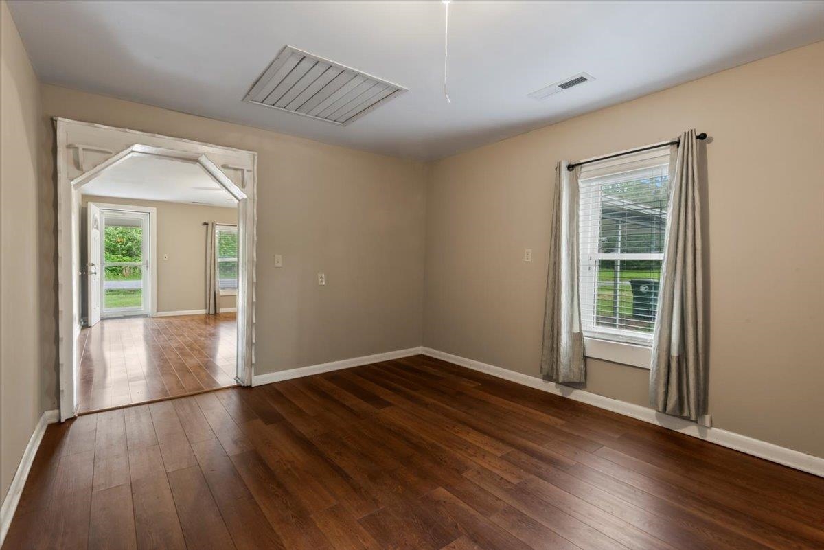414 Edmondson Rd NE