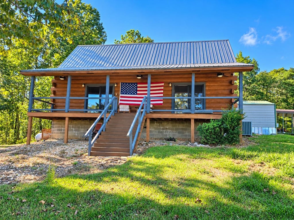 Photo of 1480 Kelley Rd, Phil Campbell, AL 35581 (MLS # 531892)