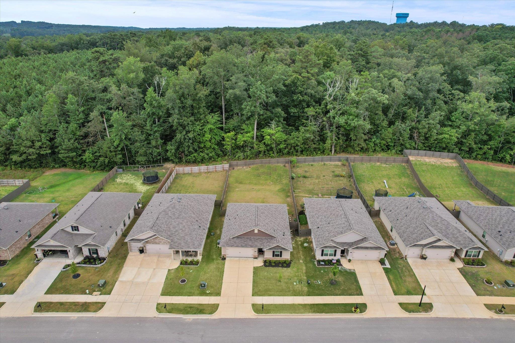248 Ashland Dr SW