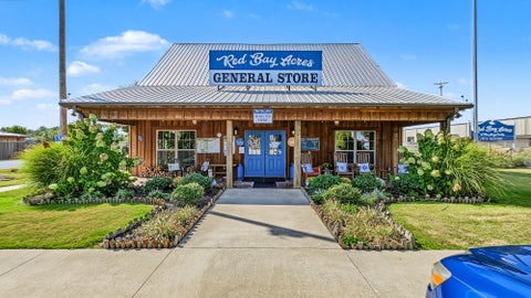 996 9th St Red Bay AL 35582