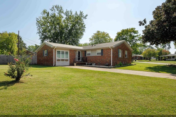 2422 DUBLIN ST, FLORENCE, AL 35630 - Image 4e4a2dbad1cfc6e0052086f5667a6e6e/4210791471