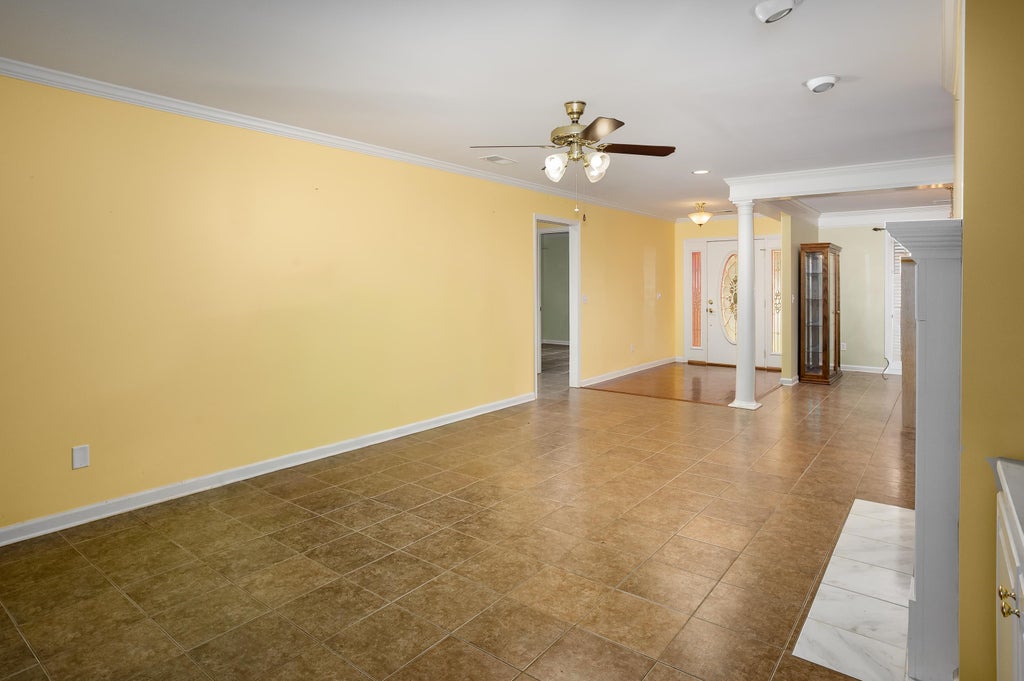 Photo of 154 Breckenridge Ct, Florence, AL 35630 (MLS # 530263)