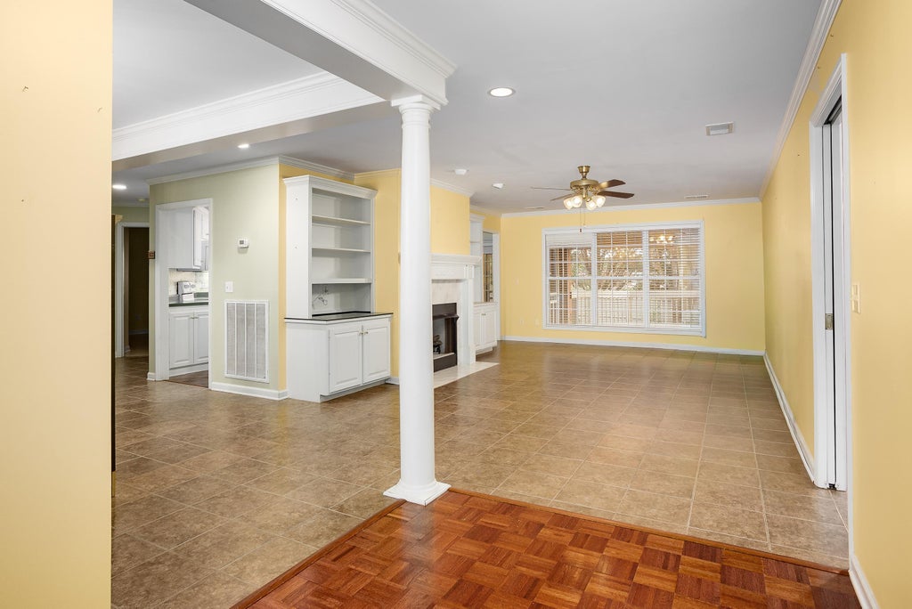 Photo of 154 Breckenridge Ct, Florence, AL 35630 (MLS # 530263)