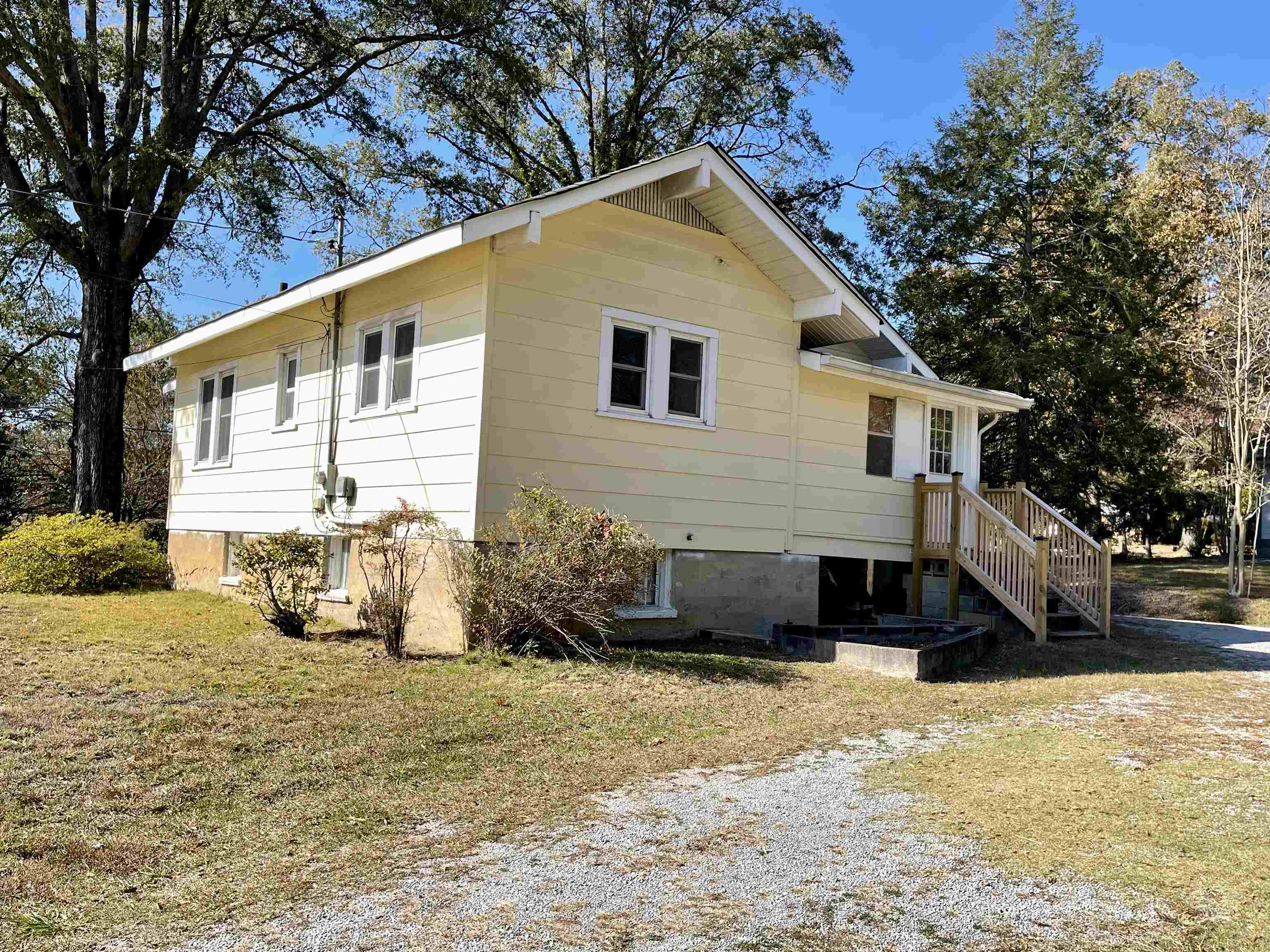 1222 Broadway Ave SW