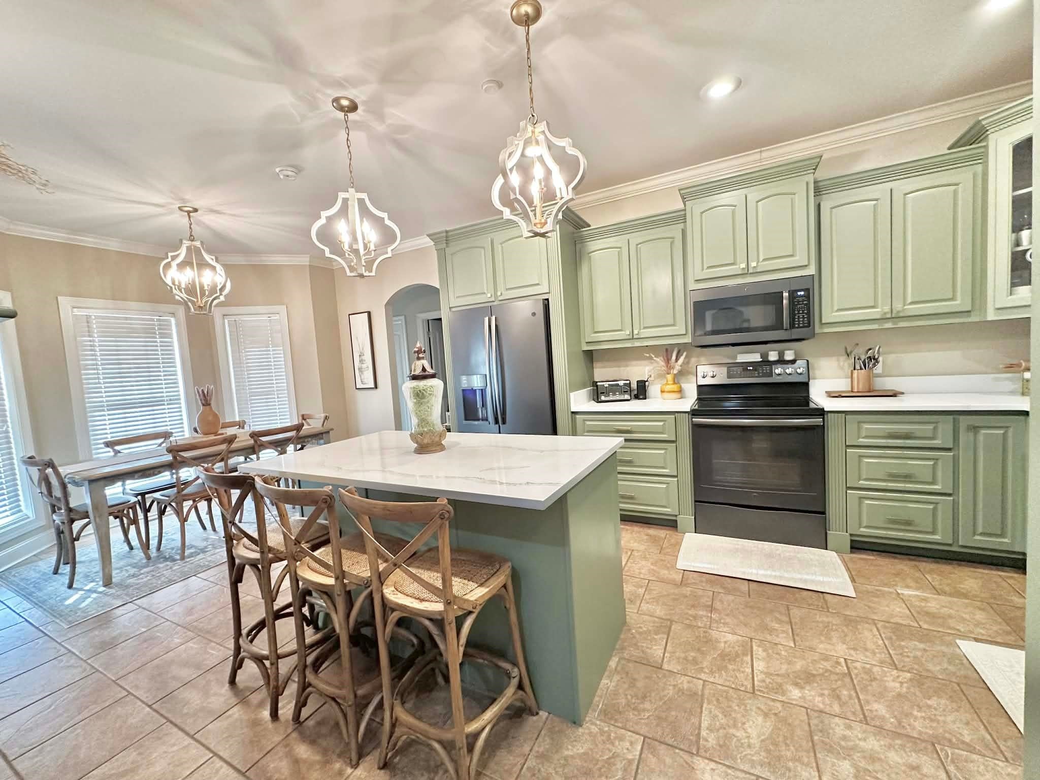 1253 Clement Rd - Photo 2