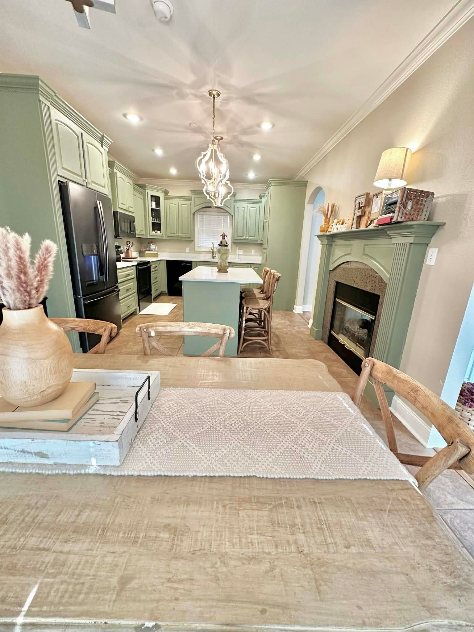 1253 Clement Rd - Photo 4