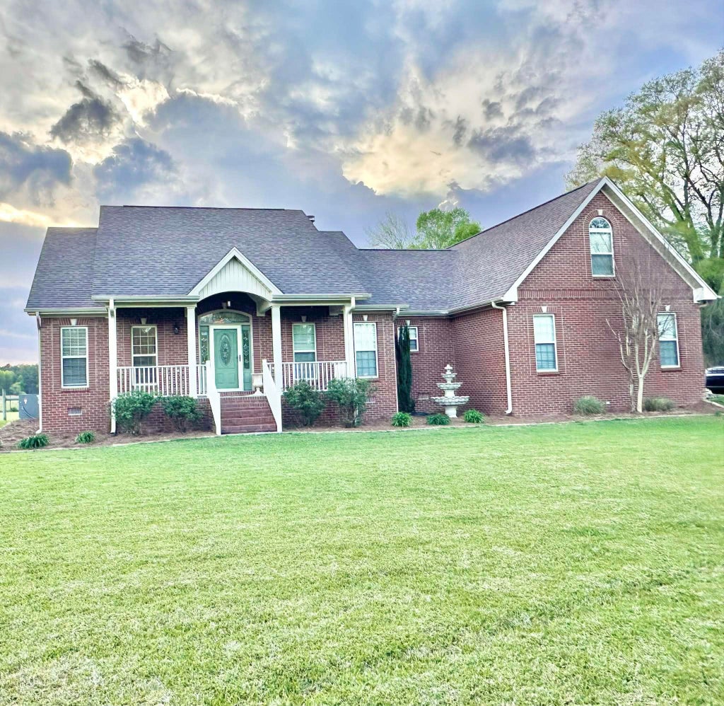 Photo of 1253 Clement Rd, Russellville, AL 35654 (MLS # 530318)